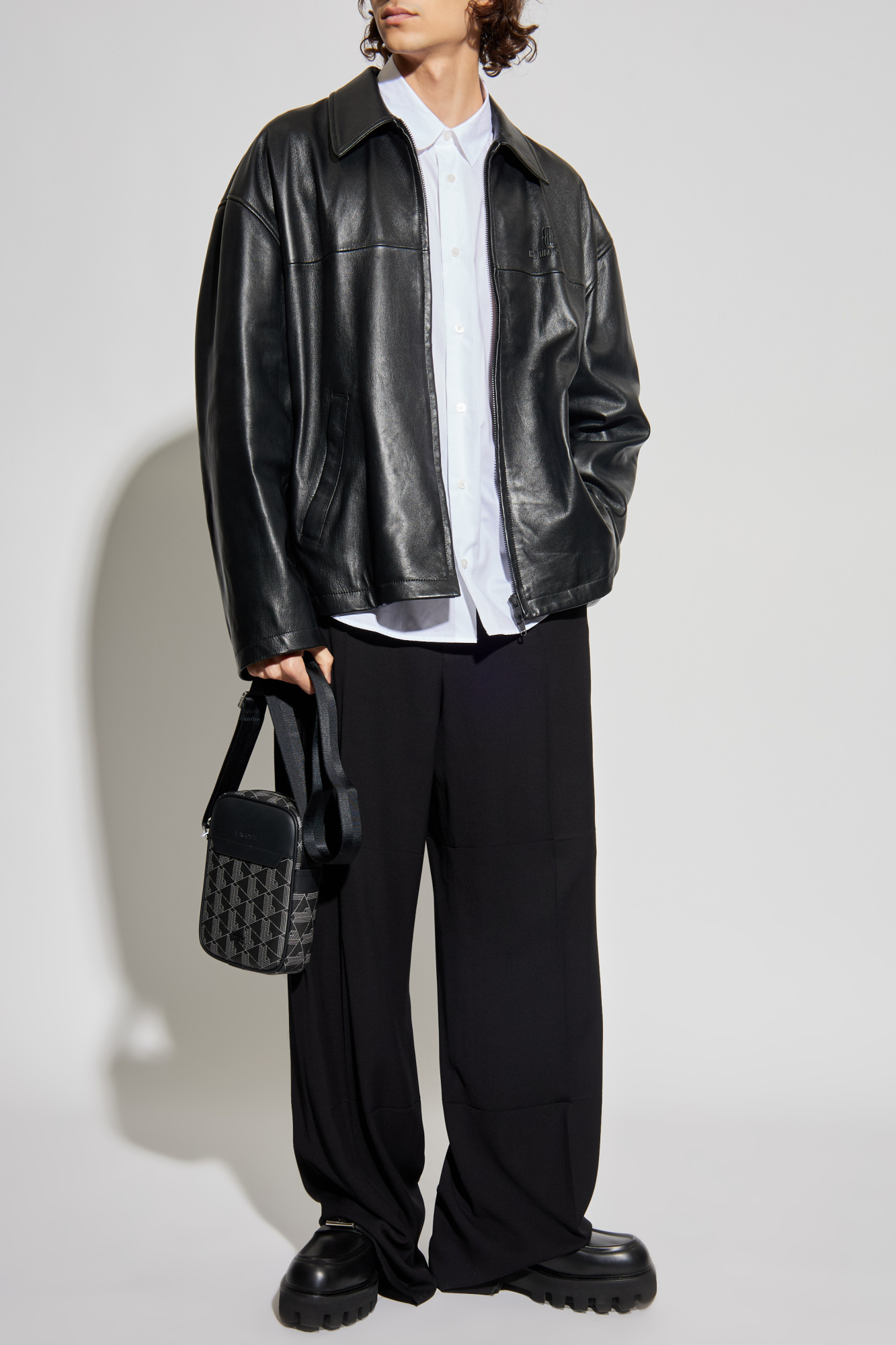 GIANNI VERSACE カシミヤ混 1タック スラックス /TW213 Technical Tailored Pants Black,Print | VERSACE US